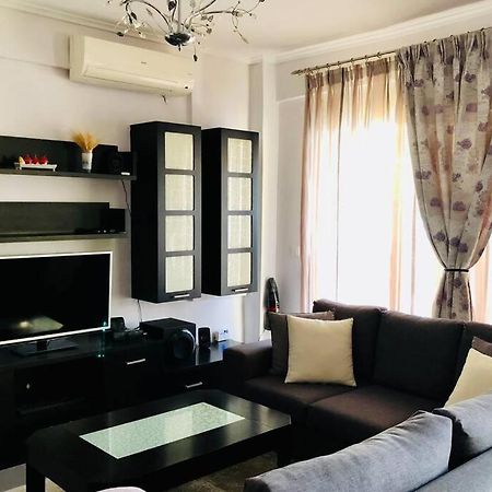 Family Apartment In Greece Kalandra Eksteriør billede